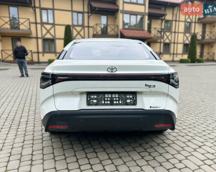 Белый Тойота bZ3, объемом двигателя 0 л и пробегом 1 тыс. км за 21900 $, фото 7 на Automoto.ua