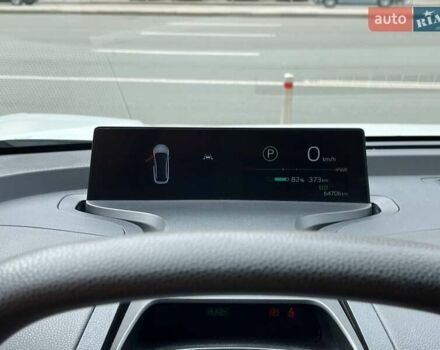 Белый Тойота bZ3, объемом двигателя 0 л и пробегом 85 тыс. км за 20666 $, фото 47 на Automoto.ua