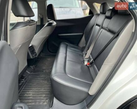 Белый Тойота bZ3, объемом двигателя 0 л и пробегом 85 тыс. км за 20666 $, фото 51 на Automoto.ua