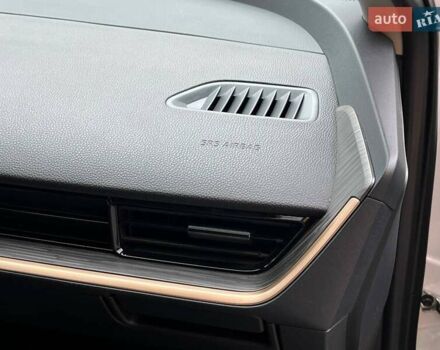 Белый Тойота bZ3, объемом двигателя 0 л и пробегом 85 тыс. км за 20666 $, фото 24 на Automoto.ua