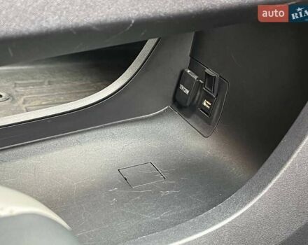 Белый Тойота bZ3, объемом двигателя 0 л и пробегом 85 тыс. км за 20666 $, фото 38 на Automoto.ua