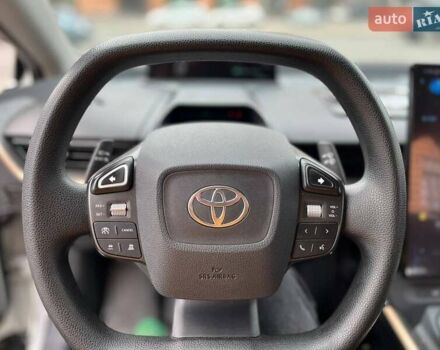 Белый Тойота bZ3, объемом двигателя 0 л и пробегом 85 тыс. км за 20666 $, фото 31 на Automoto.ua