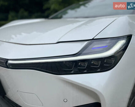 Белый Тойота bZ3, объемом двигателя 0 л и пробегом 1 тыс. км за 21900 $, фото 3 на Automoto.ua