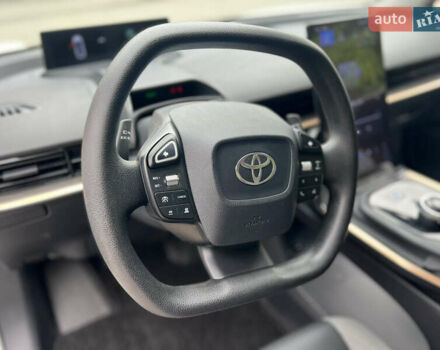 Белый Тойота bZ3, объемом двигателя 0 л и пробегом 1 тыс. км за 21900 $, фото 15 на Automoto.ua