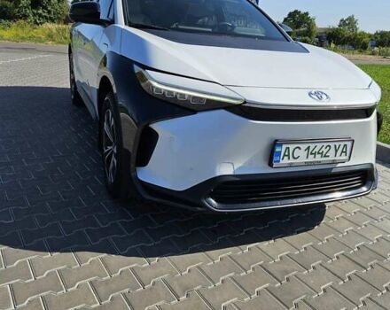 Білий Тойота bZ4X, об'ємом двигуна 0 л та пробігом 16 тис. км за 23900 $, фото 23 на Automoto.ua