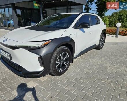 Білий Тойота bZ4X, об'ємом двигуна 0 л та пробігом 16 тис. км за 23900 $, фото 3 на Automoto.ua
