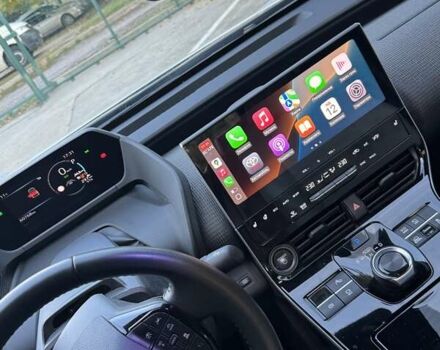 Белый Тойота bZ4X, объемом двигателя 0 л и пробегом 62 тыс. км за 24800 $, фото 15 на Automoto.ua