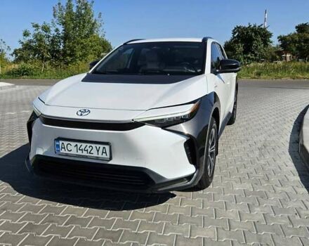 Білий Тойота bZ4X, об'ємом двигуна 0 л та пробігом 16 тис. км за 23900 $, фото 11 на Automoto.ua