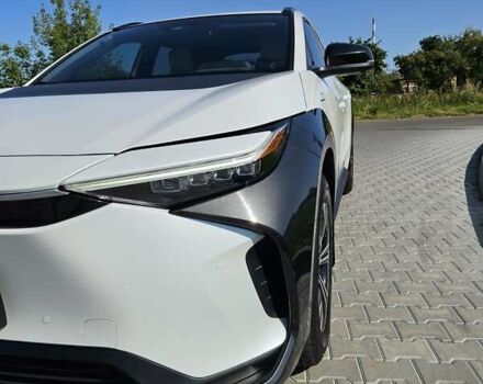 Білий Тойота bZ4X, об'ємом двигуна 0 л та пробігом 16 тис. км за 23900 $, фото 1 на Automoto.ua