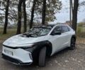 Белый Тойота bZ4X, объемом двигателя 0 л и пробегом 5 тыс. км за 29500 $, фото 1 на Automoto.ua