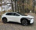 Белый Тойота bZ4X, объемом двигателя 0 л и пробегом 5 тыс. км за 29500 $, фото 3 на Automoto.ua