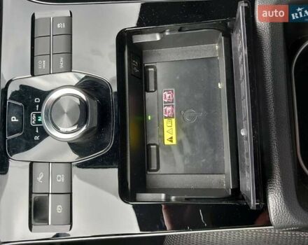 Білий Тойота bZ4X, об'ємом двигуна 0 л та пробігом 48 тис. км за 25300 $, фото 36 на Automoto.ua