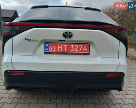 Білий Тойота bZ4X, об'ємом двигуна 0 л та пробігом 48 тис. км за 25300 $, фото 7 на Automoto.ua