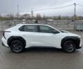 Белый Тойота bZ4X, объемом двигателя 0 л и пробегом 5 тыс. км за 24999 $, фото 3 на Automoto.ua