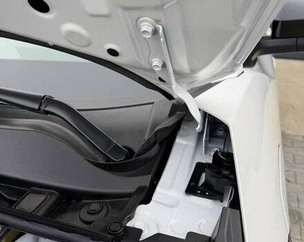 Белый Тойота bZ4X, объемом двигателя 0 л и пробегом 2 тыс. км за 27999 $, фото 48 на Automoto.ua