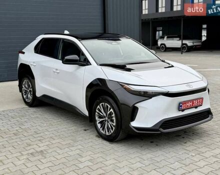 Белый Тойота bZ4X, объемом двигателя 0 л и пробегом 2 тыс. км за 27999 $, фото 20 на Automoto.ua