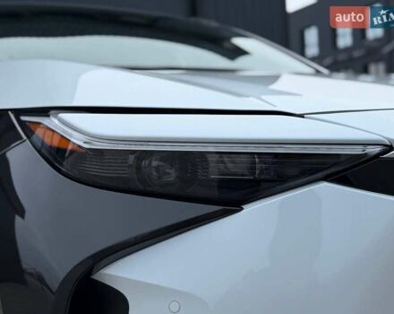 Белый Тойота bZ4X, объемом двигателя 0 л и пробегом 2 тыс. км за 27999 $, фото 15 на Automoto.ua