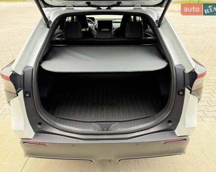 Белый Тойота bZ4X, объемом двигателя 0 л и пробегом 2 тыс. км за 27999 $, фото 65 на Automoto.ua