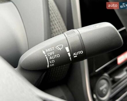 Белый Тойота bZ4X, объемом двигателя 0 л и пробегом 2 тыс. км за 27999 $, фото 143 на Automoto.ua