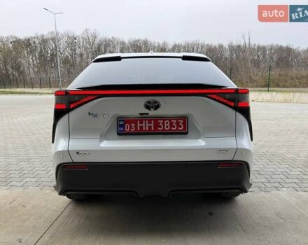 Белый Тойота bZ4X, объемом двигателя 0 л и пробегом 2 тыс. км за 27999 $, фото 120 на Automoto.ua