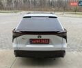 Белый Тойота bZ4X, объемом двигателя 0 л и пробегом 2 тыс. км за 27999 $, фото 26 на Automoto.ua