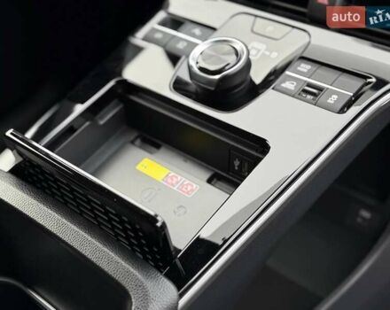 Белый Тойота bZ4X, объемом двигателя 0 л и пробегом 2 тыс. км за 27999 $, фото 95 на Automoto.ua