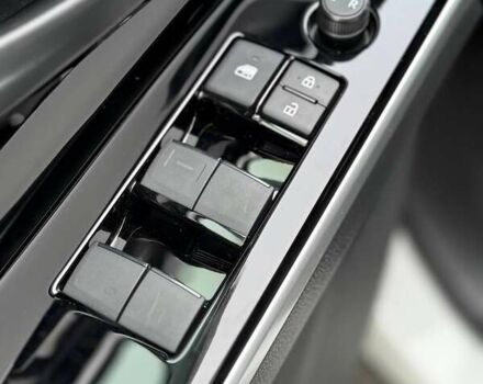 Белый Тойота bZ4X, объемом двигателя 0 л и пробегом 2 тыс. км за 27999 $, фото 104 на Automoto.ua