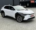 Белый Тойота bZ4X, объемом двигателя 0 л и пробегом 2 тыс. км за 27999 $, фото 116 на Automoto.ua