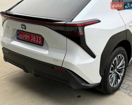 Белый Тойота bZ4X, объемом двигателя 0 л и пробегом 2 тыс. км за 27999 $, фото 17 на Automoto.ua