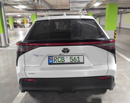Білий Тойота bZ4X, об'ємом двигуна 0 л та пробігом 2 тис. км за 27500 $, фото 6 на Automoto.ua