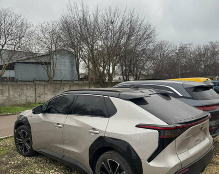 Бежевий Тойота bZ4X, об'ємом двигуна 0 л та пробігом 10 тис. км за 26999 $, фото 9 на Automoto.ua