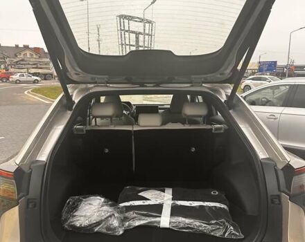 Бежевый Тойота bZ4X, объемом двигателя 0 л и пробегом 1 тыс. км за 27500 $, фото 18 на Automoto.ua