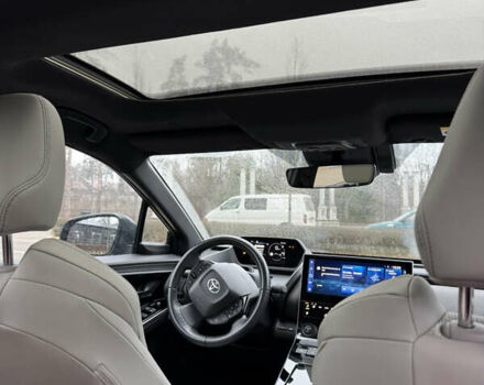 Черный Тойота bZ4X, объемом двигателя 0 л и пробегом 18 тыс. км за 29000 $, фото 1 на Automoto.ua