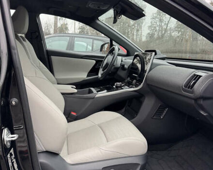 Черный Тойота bZ4X, объемом двигателя 0 л и пробегом 18 тыс. км за 29000 $, фото 7 на Automoto.ua