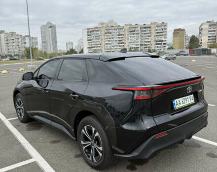 Черный Тойота bZ4X, объемом двигателя 0 л и пробегом 38 тыс. км за 22500 $, фото 4 на Automoto.ua