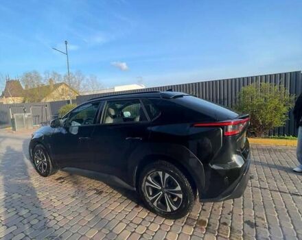 Чорний Тойота bZ4X, об'ємом двигуна 0 л та пробігом 25 тис. км за 22499 $, фото 4 на Automoto.ua