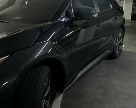 Черный Тойота bZ4X, объемом двигателя 0 л и пробегом 44 тыс. км за 21500 $, фото 1 на Automoto.ua