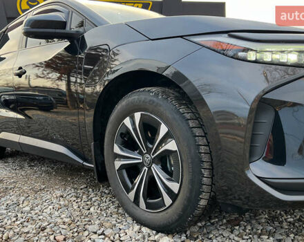 Черный Тойота bZ4X, объемом двигателя 0 л и пробегом 42 тыс. км за 24999 $, фото 26 на Automoto.ua