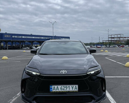 Черный Тойота bZ4X, объемом двигателя 0 л и пробегом 38 тыс. км за 22500 $, фото 2 на Automoto.ua