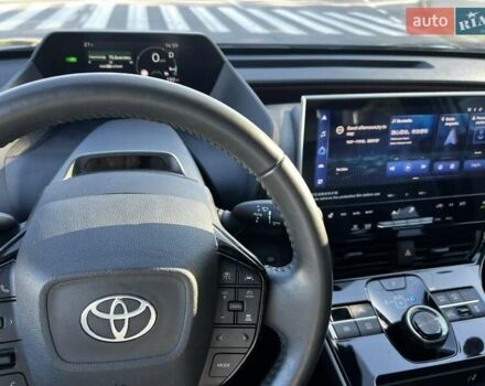 Тойота bZ4X 2022 в Кременчуге на Automoto.ua Черный Тойота bZ4X, объемом двигателя 0 л и пробегом 34 тыс. км за 28800 $, фото 3 на Automoto.ua