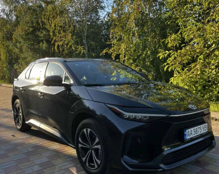 Тойота bZ4X 2022 в Кременчуге на Automoto.ua Черный Тойота bZ4X, объемом двигателя 0 л и пробегом 34 тыс. км за 28800 $, фото 2 на Automoto.ua