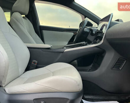 Черный Тойота bZ4X, объемом двигателя 0 л и пробегом 42 тыс. км за 24999 $, фото 24 на Automoto.ua