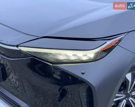 Черный Тойота bZ4X, объемом двигателя 0 л и пробегом 249 тыс. км за 24900 $, фото 3 на Automoto.ua