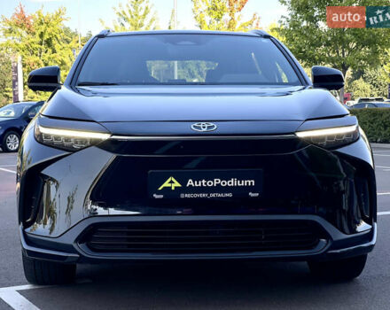 Черный Тойота bZ4X, объемом двигателя 0 л и пробегом 19 тыс. км за 28999 $, фото 5 на Automoto.ua