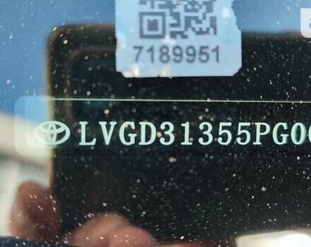 Чорний Тойота bZ4X, об'ємом двигуна 0 л та пробігом 8 тис. км за 24999 $, фото 30 на Automoto.ua