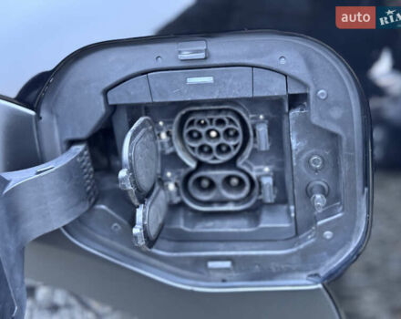 Черный Тойота bZ4X, объемом двигателя 0 л и пробегом 249 тыс. км за 24900 $, фото 5 на Automoto.ua