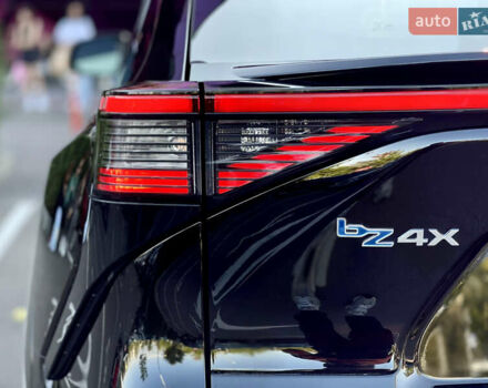 Черный Тойота bZ4X, объемом двигателя 0 л и пробегом 19 тыс. км за 28999 $, фото 7 на Automoto.ua