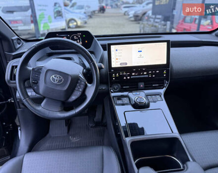 Черный Тойота bZ4X, объемом двигателя 0 л и пробегом 249 тыс. км за 24900 $, фото 42 на Automoto.ua