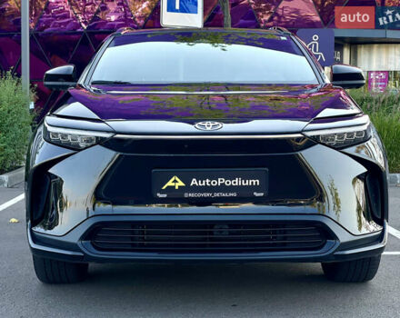 Черный Тойота bZ4X, объемом двигателя 0 л и пробегом 19 тыс. км за 28999 $, фото 3 на Automoto.ua