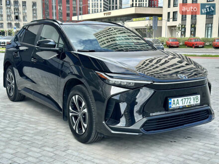 Тойота bZ4X 2022 в Киеве на Automoto.ua Черный Тойота bZ4X, объемом двигателя 0 л и пробегом 34 тыс. км за 21700 $, фото 1 на Automoto.ua